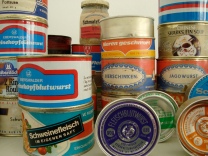 Canned meats as part of an exhibit on shopping the GDR (photo: F. Peters).