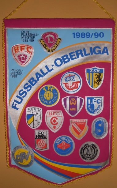 Pennant from 1989-90, the last year of GDR Oberliga. Thanks to D. Klatte for this contribution (photo: author).