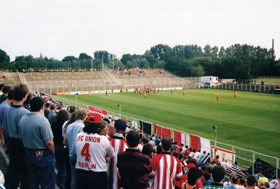Union versus English side Wolverhampton Wolves at die Alte Försterei, July 1998 (photo: editor).