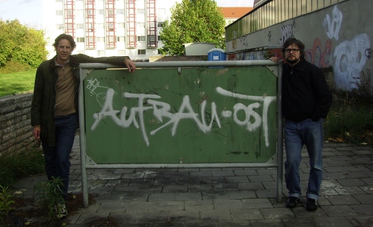 "Reconstruction East": Marcus Funck and John Paul Kleiner in Frankfurt/Oder, October 2008 (photo: author).